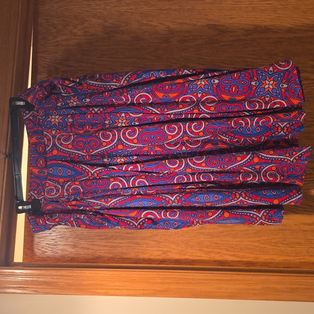 Lularoe Madison Skirt. EUC - Picture 2 of 4